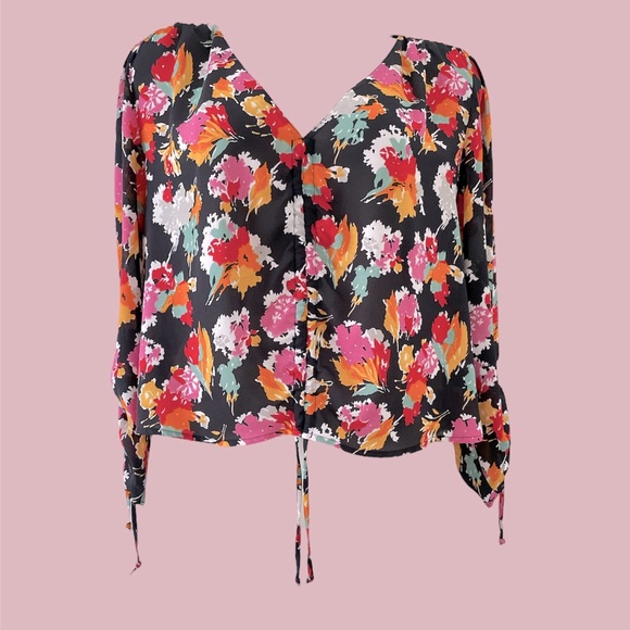 Zara Tops Zara Trafaluc Drawstring Floral Top Poshmark